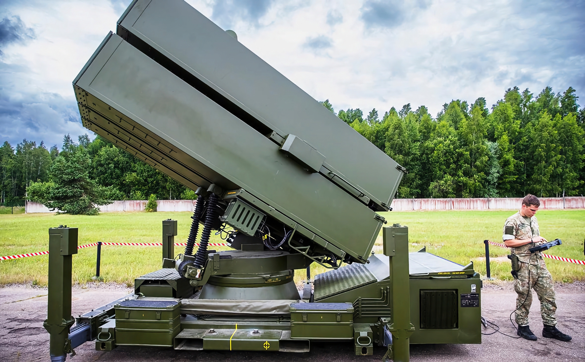 NASAMS SAM-robotsystem, ammunition, Phoenix Ghost och Switchblade UAV: USA tillkännager nytt stödpaket på 1,3 miljarder USD till Ukraina