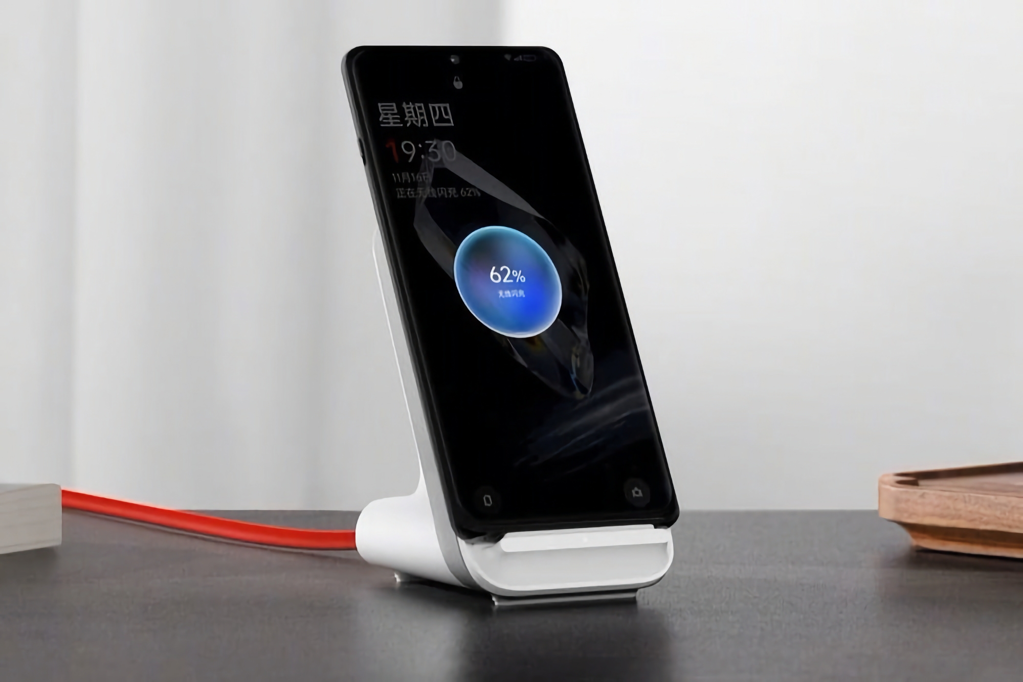 OnePlus har presenterat Air VOOC Wireless Flash Charger A1: en 50W trådlös laddningsdocka för OnePlus 12
