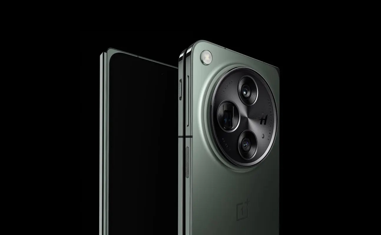 OnePlus har presenterat sin första vikbara smartphone, OnePlus Open, en OPPO Find N3-klon för den globala marknaden för 1 799 euro