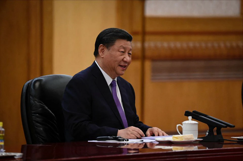 Reuters: Xi Jinping säger till Bill Gates att han välkomnar amerikansk teknik för artificiell intelligens till Kina