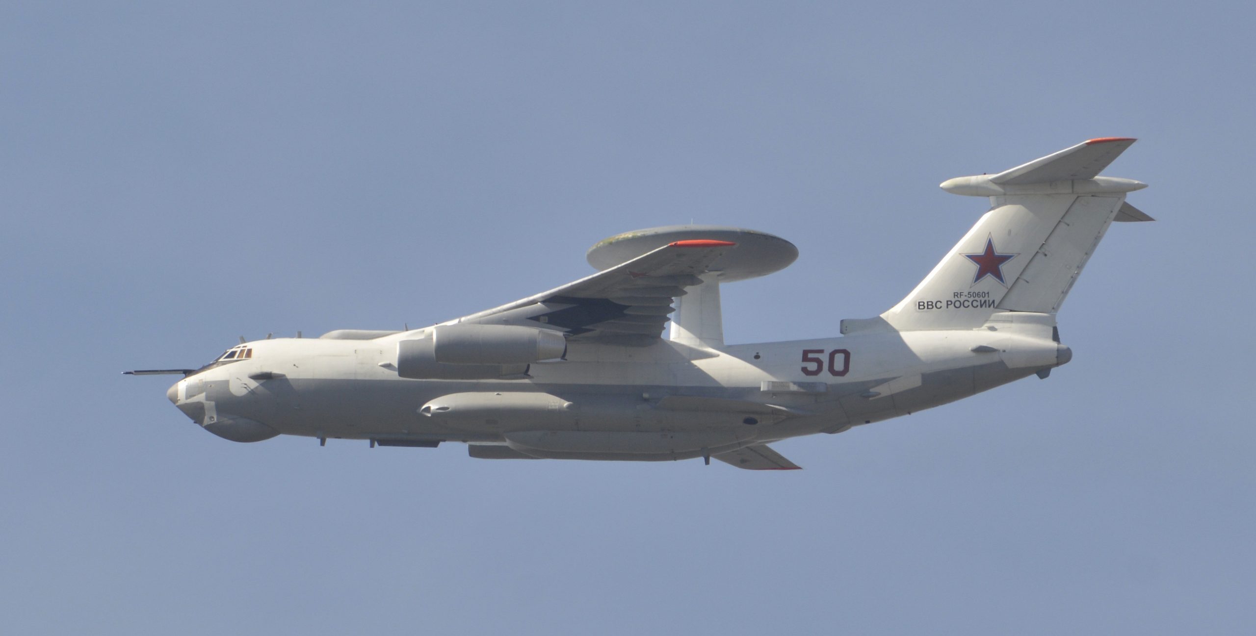 AFU sköt ner ett ryskt A-50 långdistansflygplan med radar för upptäckt och kontroll, det är värt cirka 500 000 000 000 000 000 dollar