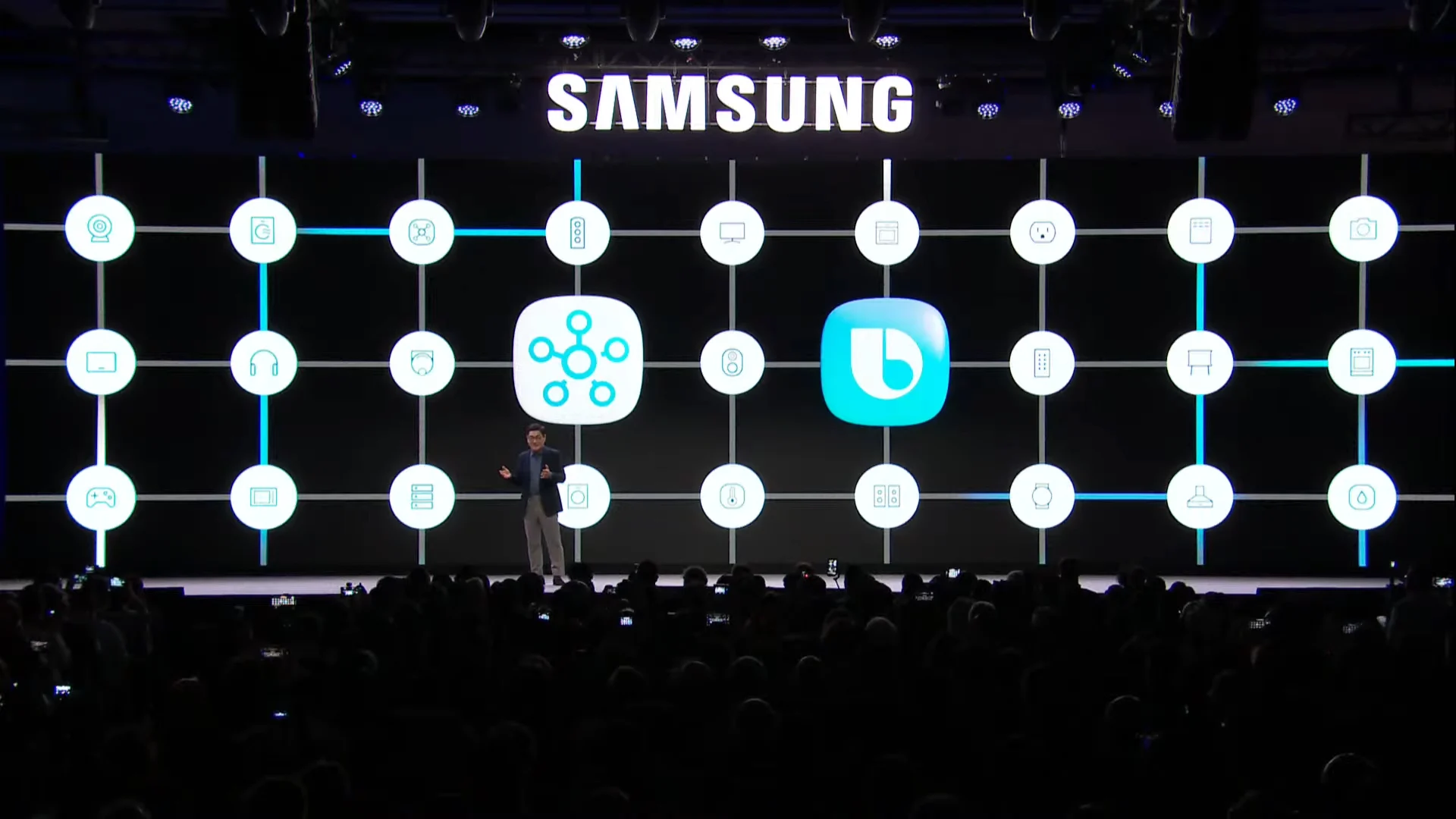 Samsung presenterar nya Bixby för W25 och W25 Flip i Kina som förstår mänskligt tal och ger råd om kläder och vägbeskrivning