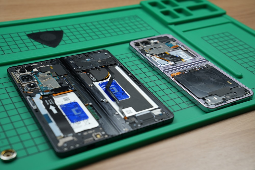 Samsung har tillåtit europeiska användare att själv reparera smartphones, surfplattor och bärbara datorer
