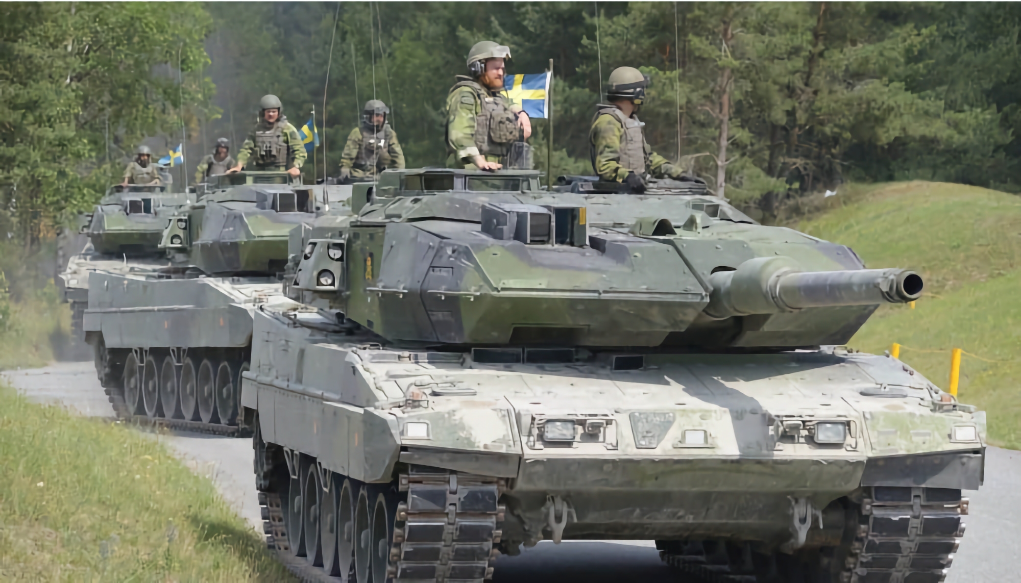 Sverige har överfört 10 Stridsvagn 122 till Ukraina, en moderniserad version av den tyska stridsvagnen Leopard 2A5