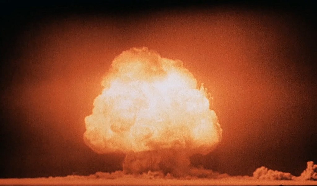 Radioaktivt nedfall från det första mänskliga kärnvapentestet någonsin har upptäckts i 46 amerikanska delstater, Kanada och Mexiko