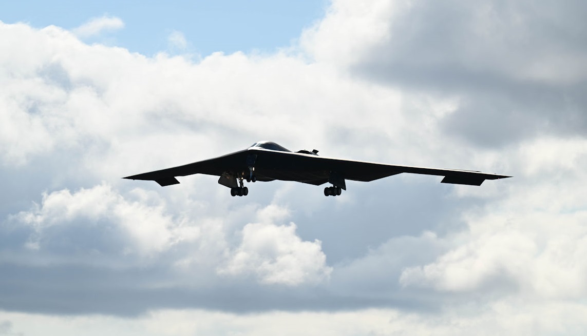 USA:s flygvapen har placerat kärnvapenbombplan av typen B-2A Spirit på Island - de strategiska jetplanen kommer att flyga uppdrag över Centraleuropa