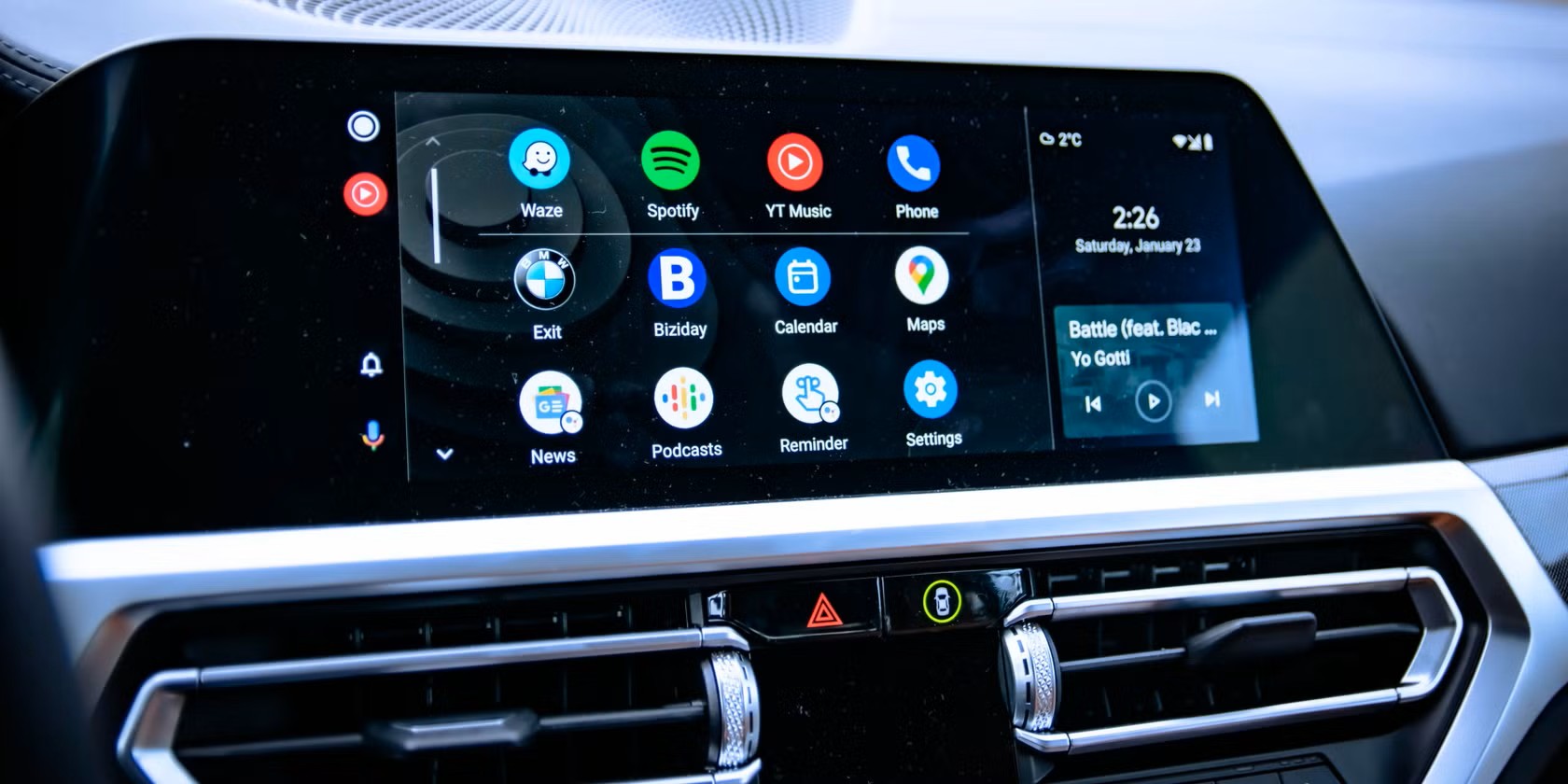 Android Auto: Revolutionerar gränssnittet i moderna bilar