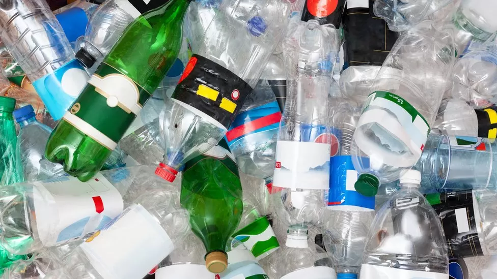 Artificiell intelligens lär sig att känna igen avfall för återvinning