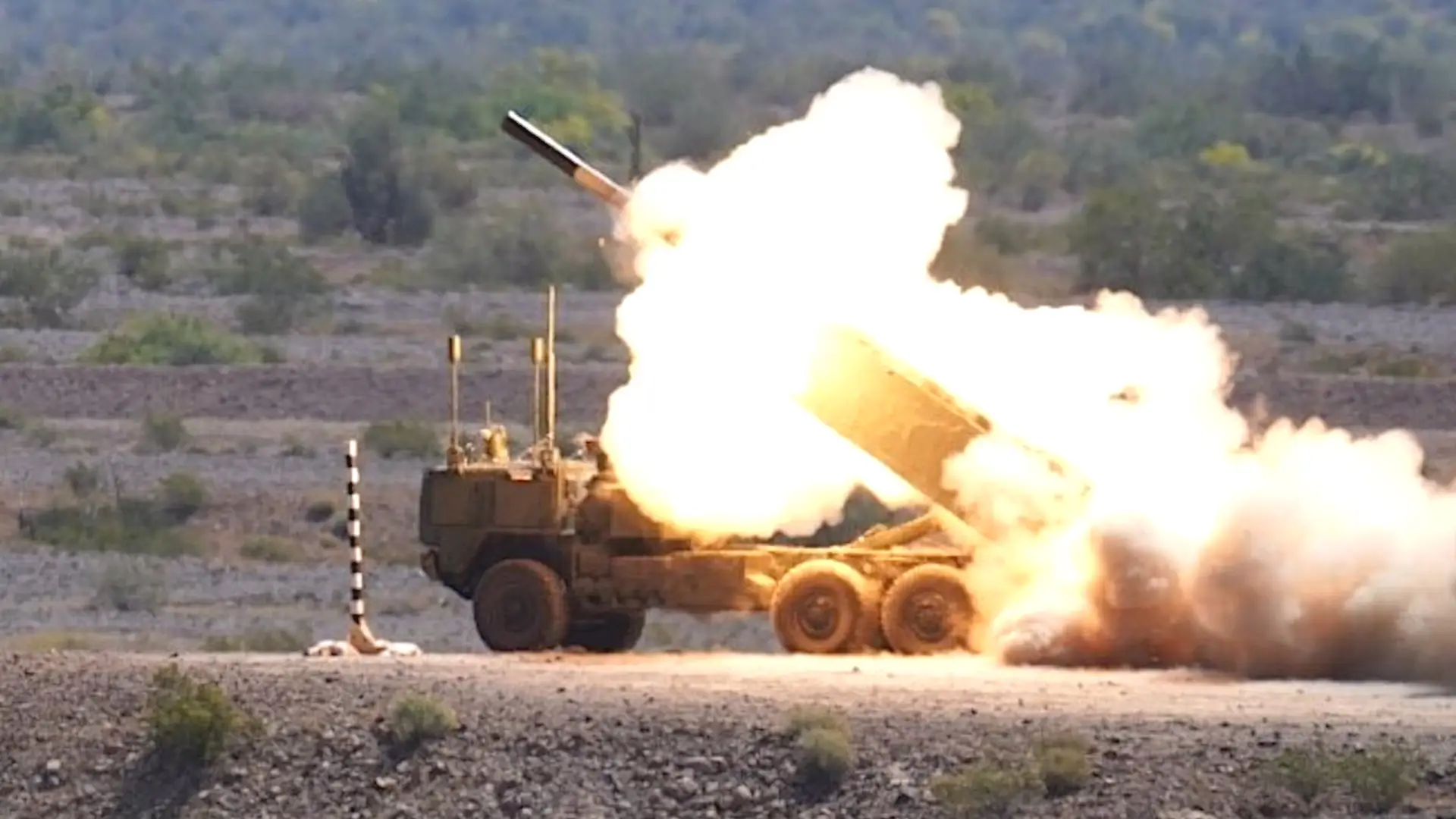 US Army har framgångsrikt genomfört det första avfyrningstestet av det obemannade missilsystemet HIMARS, som kommer att kunna använda ballistiska PrSM-missiler med en räckvidd på upp till 500 kilometer