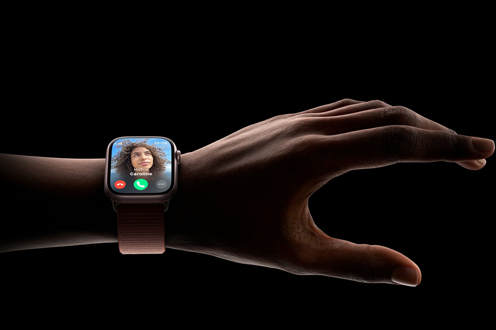 Apple Watch Series 9 och Apple Watch Ultra 2 kommer att få gesten Double Tap med watchOS 10.1-uppdateringen senare i år