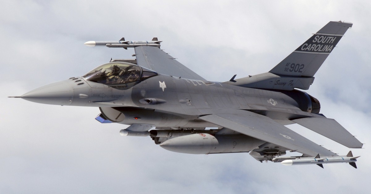 Lockheed Martin redo att utbilda ukrainska piloter till att flyga fjärde generationens F-16 stridsflygplan