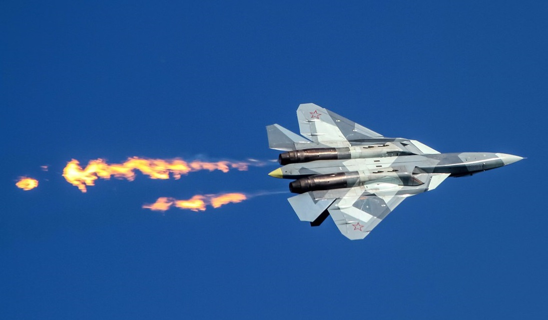 Ryssland har officiellt bekräftat produktionsstarten av femte generationens jaktplan av typen Su-57 med sjätte generationens motorer inom ramen för ett befintligt kontrakt