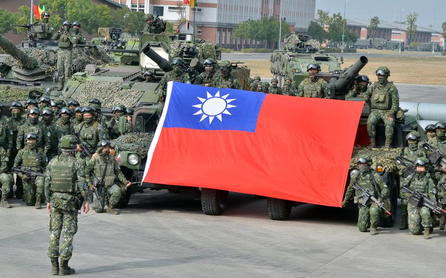 Taiwans armé planerar att köpa hundratals marina stridsdrönare
