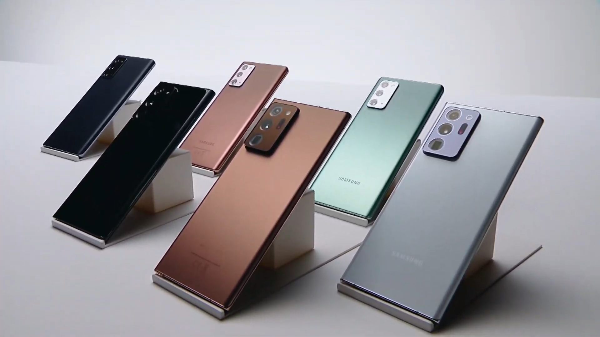 Dessa 19 Samsung smartphones och surfplattor kommer inte att få en uppdatering till One UI 6.0 och Android 14 (lista)