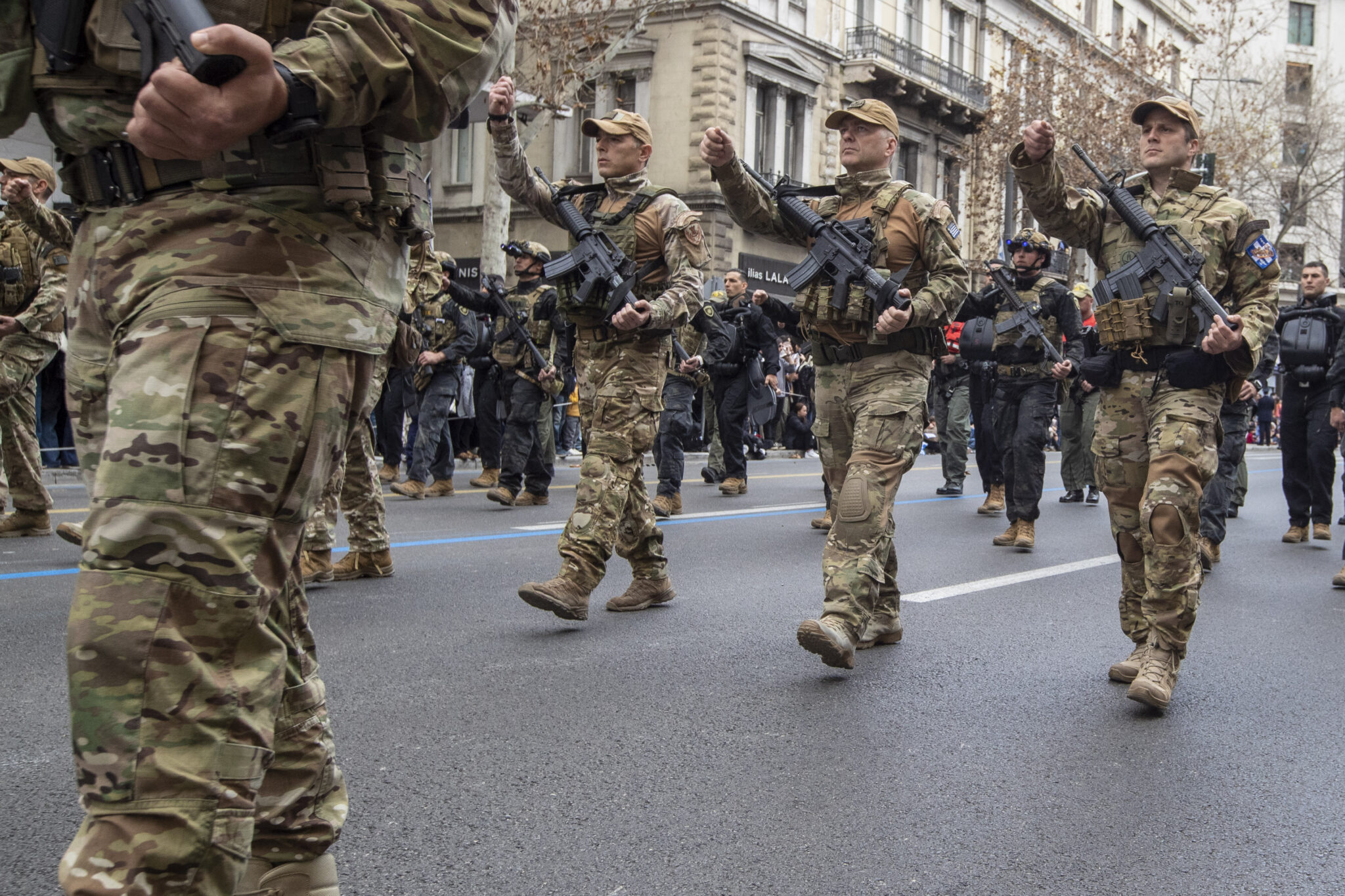 Military parade in the Greek capital: how soldiers demonstrate power