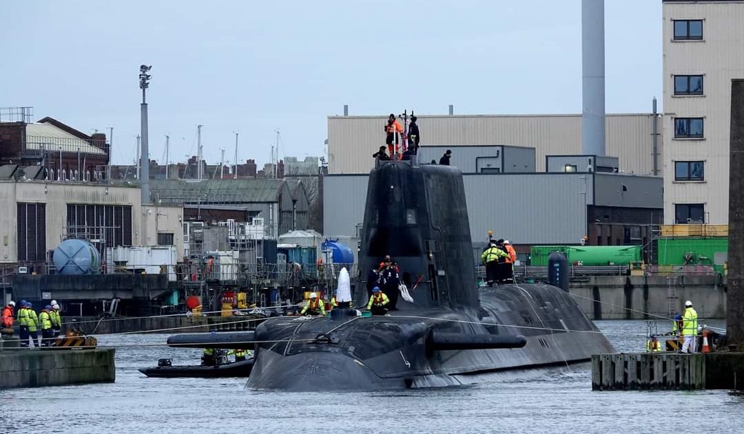 Storbritannien är nära att sätta in den kärnkraftsdrivna ubåten HMS Anson (1,6 miljarder dollar) med Tomahawk-kryssningsmissiler