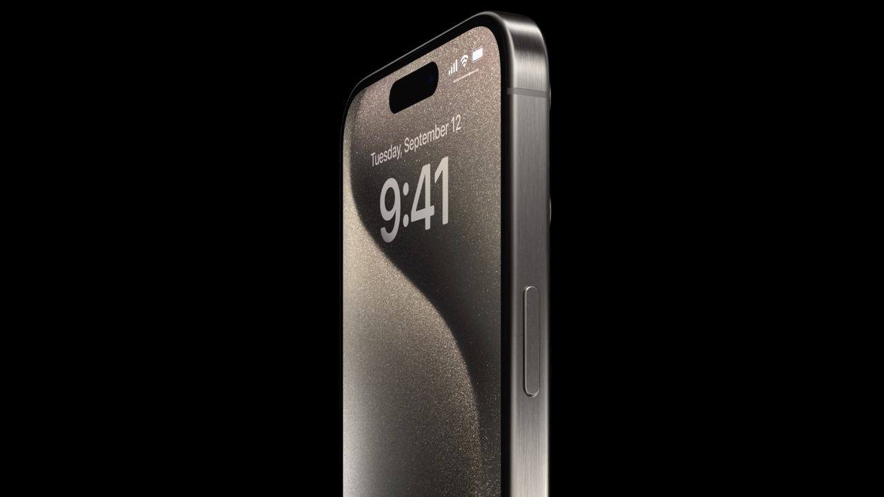 Apple säger att man inte använder titan från Ryssland i tillverkningen av iPhone 15 Pro och iPhone 15 Pro Max