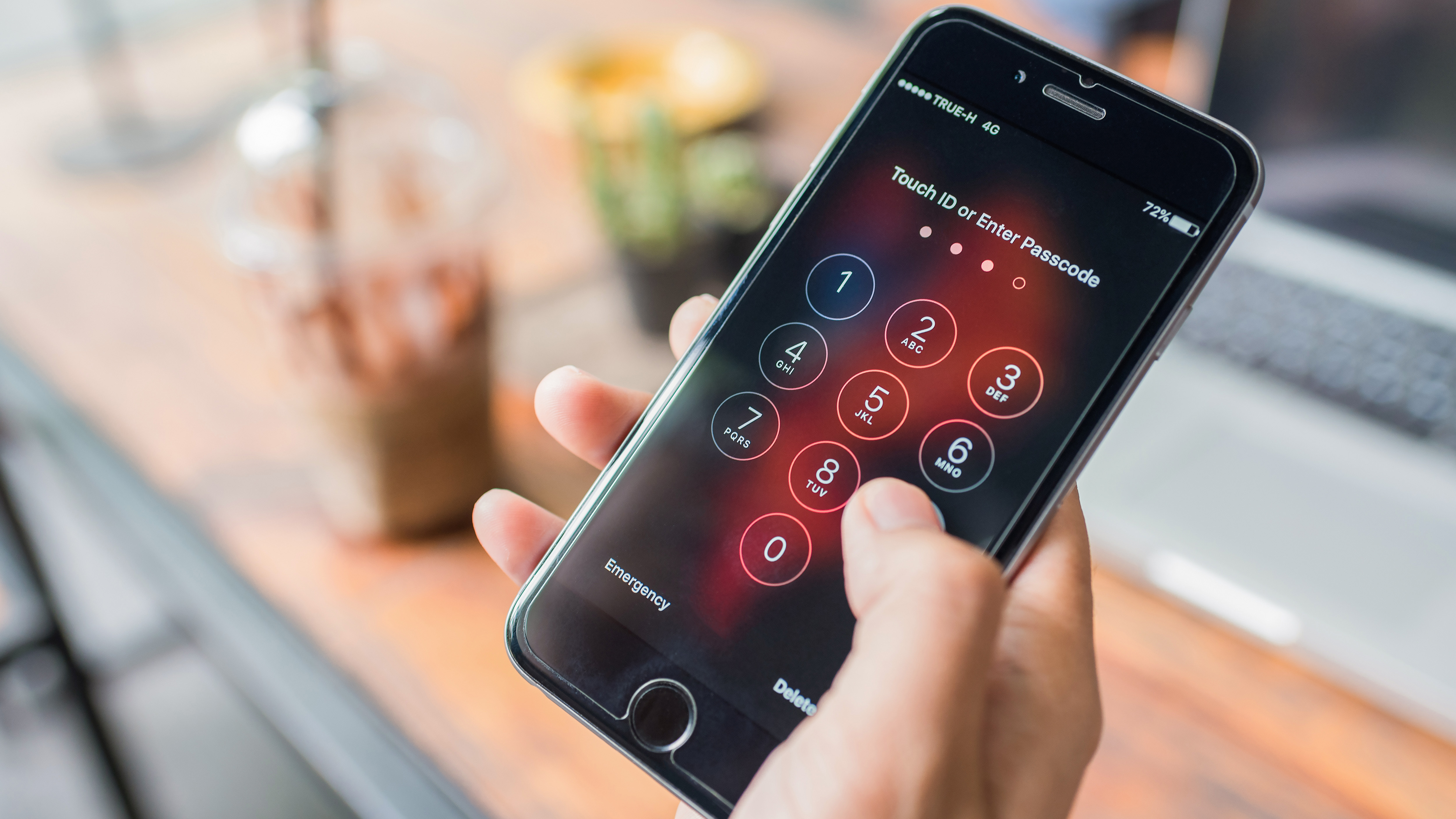 iOS 17 låter dig återställa ett nyligen ändrat men glömt iPhone-lösenord: hur fungerar det?