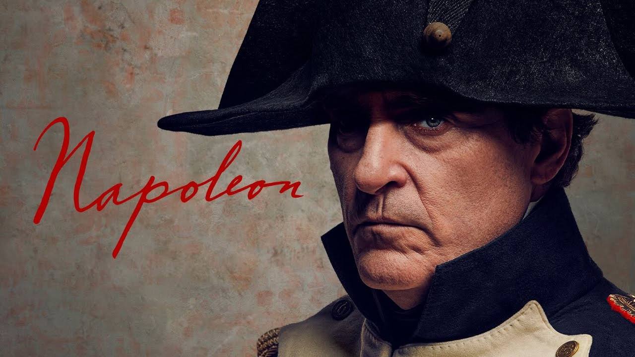 Ett, två, tre, brinn! Joaquin Phoenix sätter eld på Moskva - nya bilder från Ridley Scotts historiska epos Napoleon