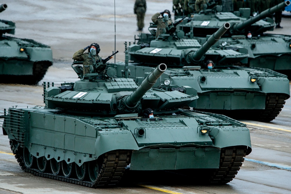 Efter att ha förlorat tusentals stridsvagnar i Ukraina har Ryssland återupptagit tillverkningen av GTE-1250-motorer efter 30 år och förbereder sig för att tillverka T-80
