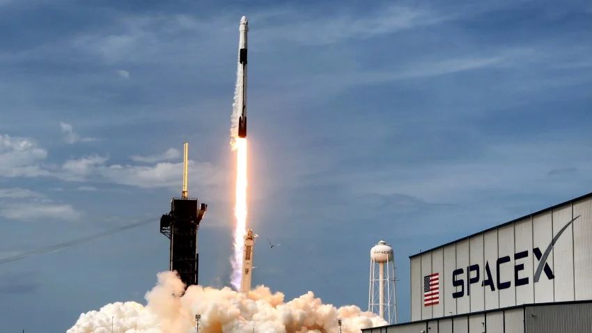 SpaceX kan nu ansluta smartphones direkt till Starlink-internetsatelliter