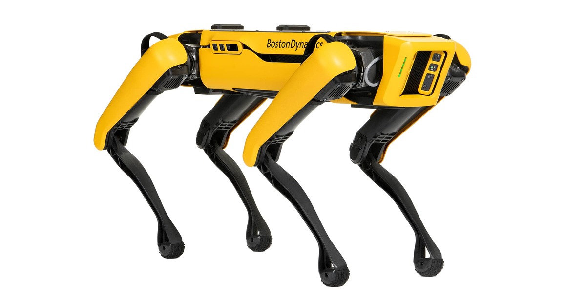 Boston Dynamics hundliknande robot förbluffade publiken med sin dans i hunddräkt (Video)