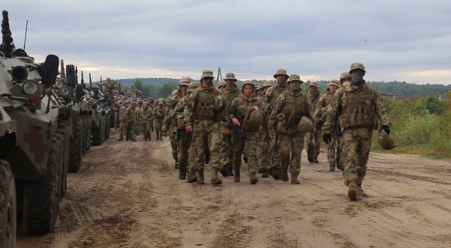 Över 600 ansökningar har redan lämnats in till den ukrainska legionen i Polen