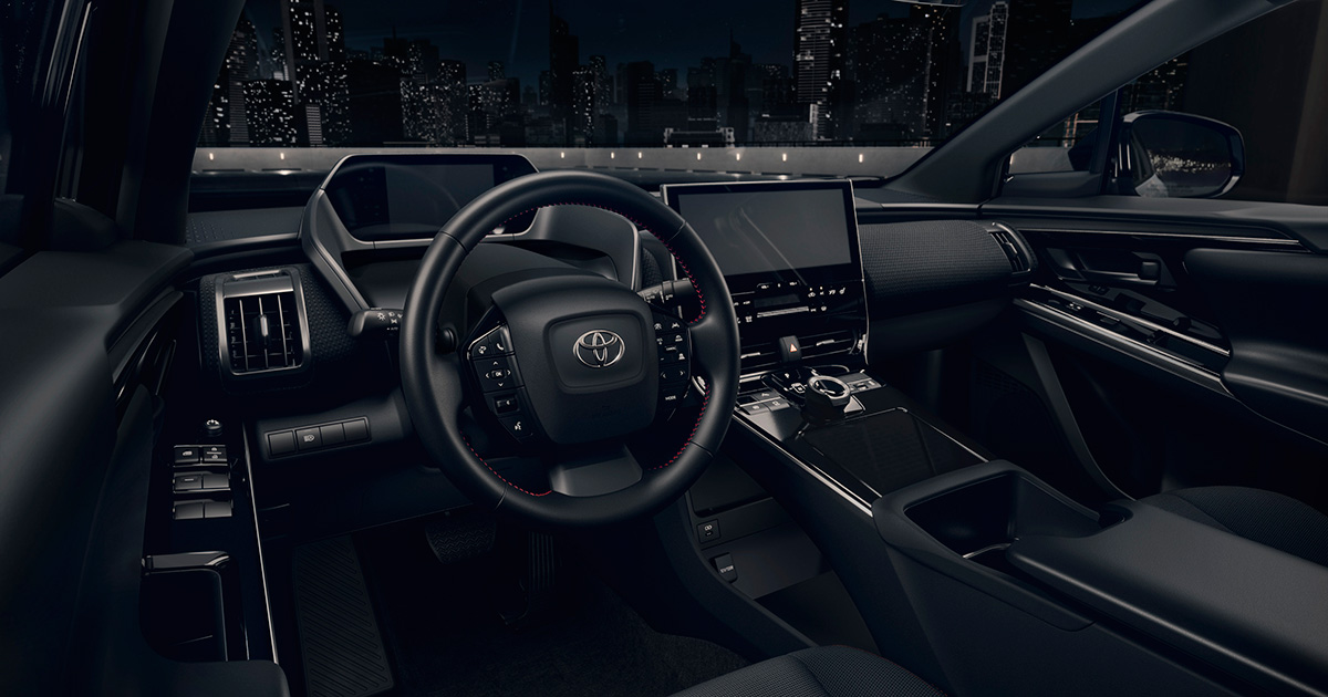 2025 Toyota bZ4X Nightshade Edition - Wind Chill Pearl - Bakifrån