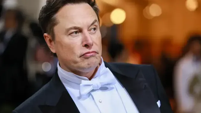 Elon Musks förvånade ansiktsuttryck