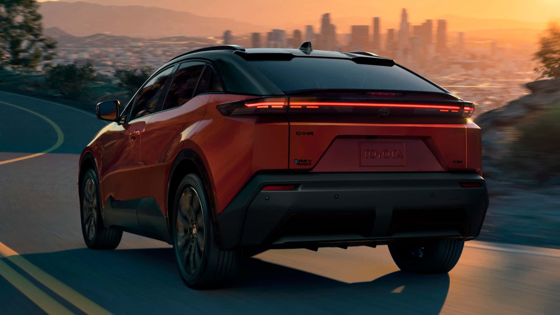 Toyota C-HR EV - bakifrån