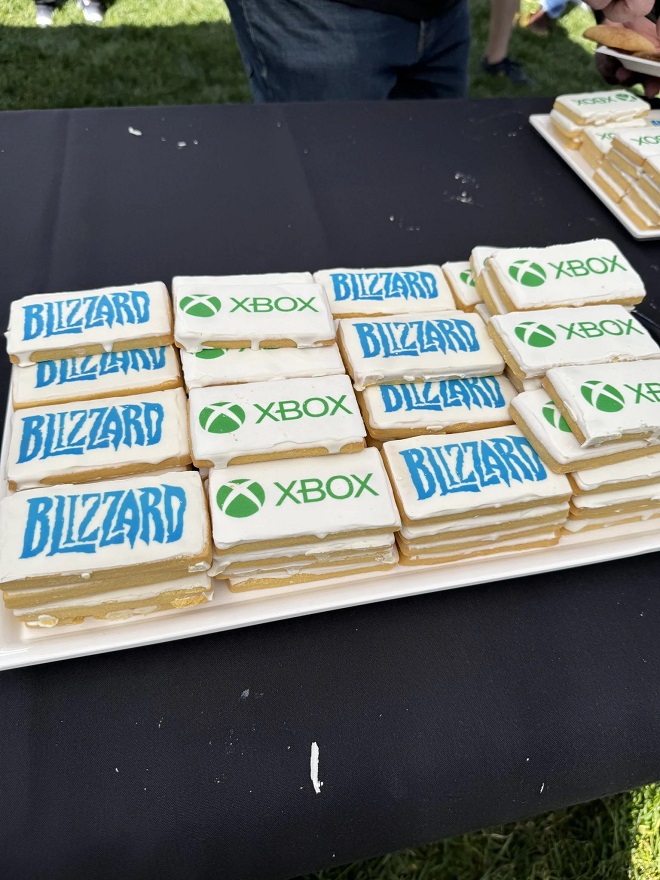 Phil Spencer och andra Xbox-chefer besökte Blizzards huvudkontor och talade med utvecklingsteamet-4