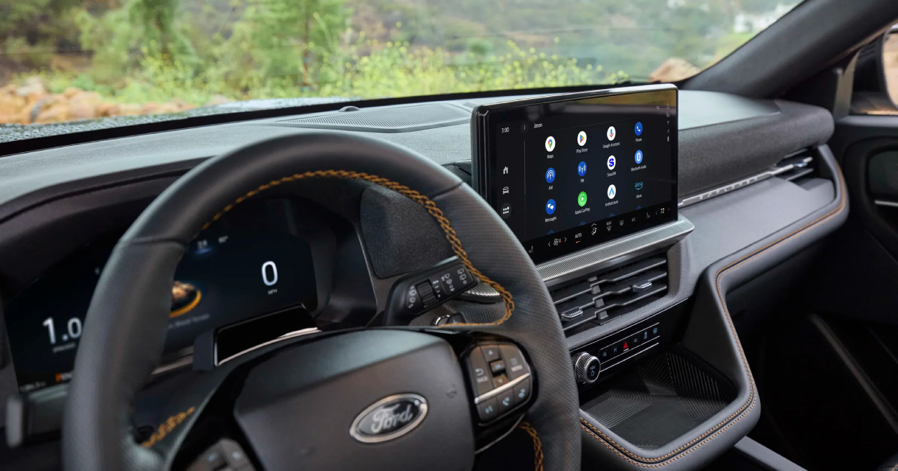 Ford Explorer Tremor interior