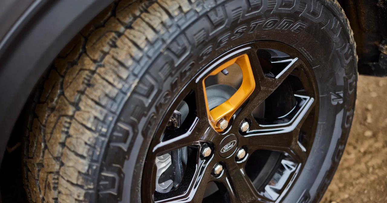 Ford Explorer Tremor control panel