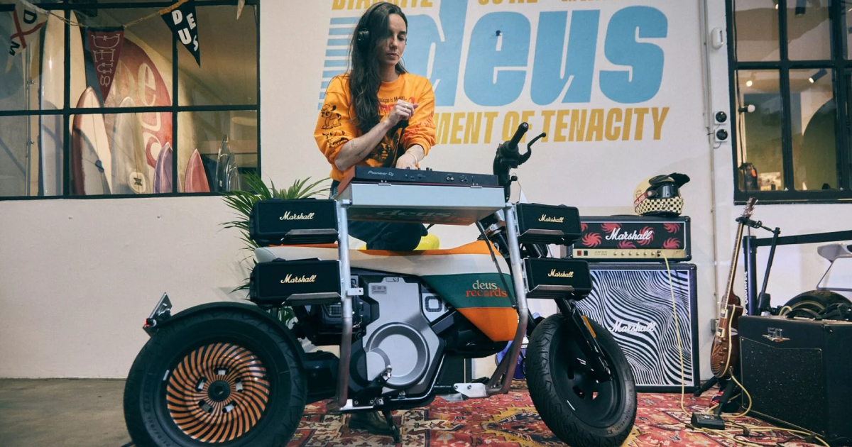 BMW CE 02 i DJ-version