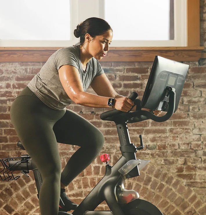 Amazfit Bip 6 med aktivitetsmonitorfunktion