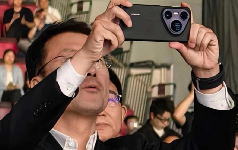 He Gang med Pura 80 Ultra smartphones