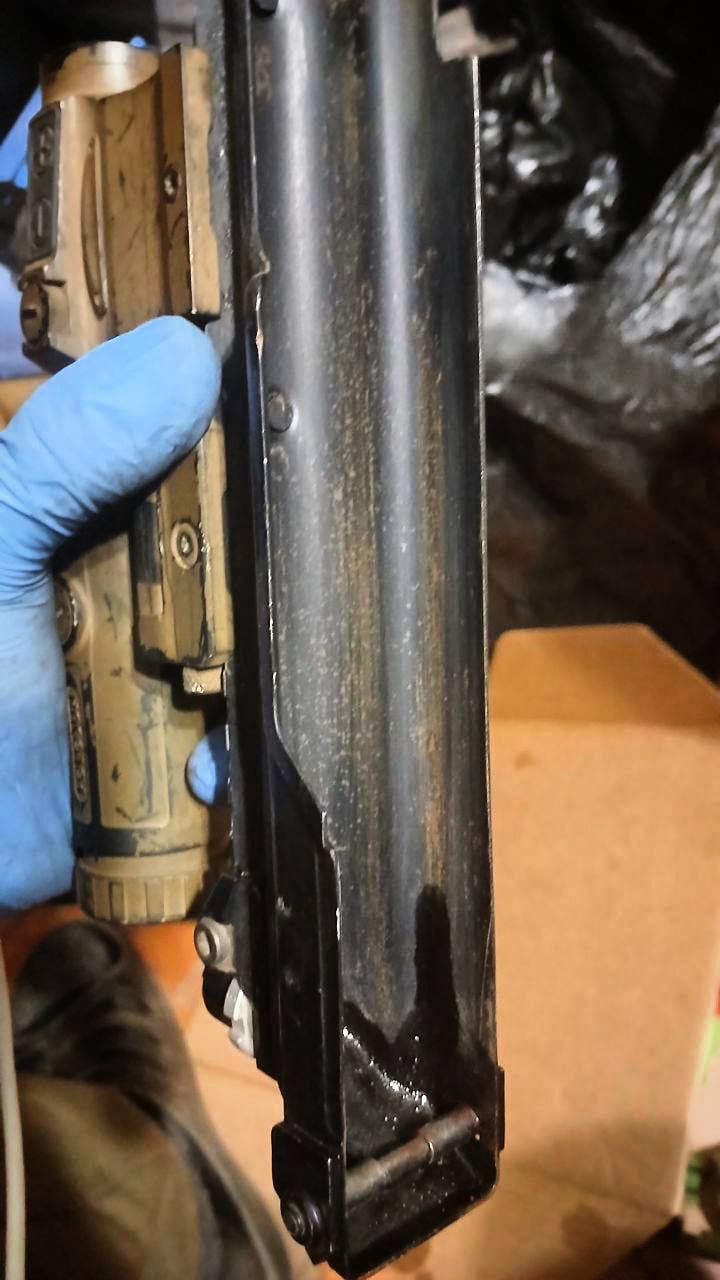 Typ av korrosion på AK-12 automatkarbinen