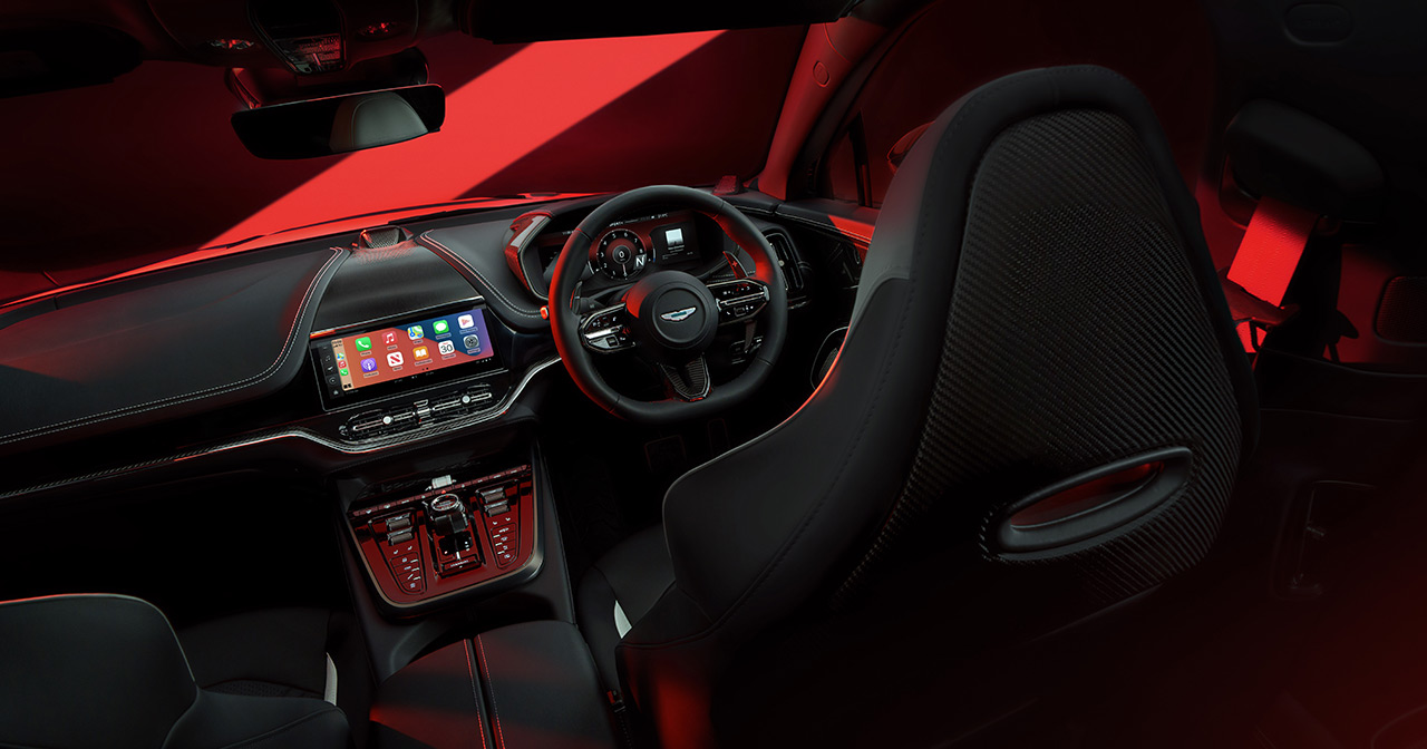 Aston Martin DBX S - på vägen