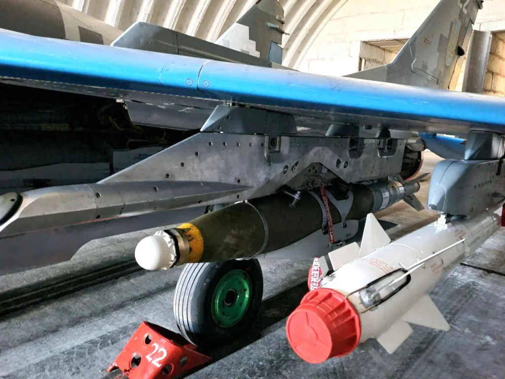 JDAM-ER bomb på en ukrainsk MiG-29