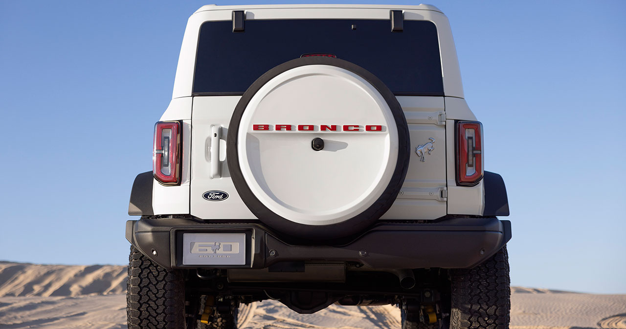 Ford Bronco 60th Anniversary Edition - Däck närbild