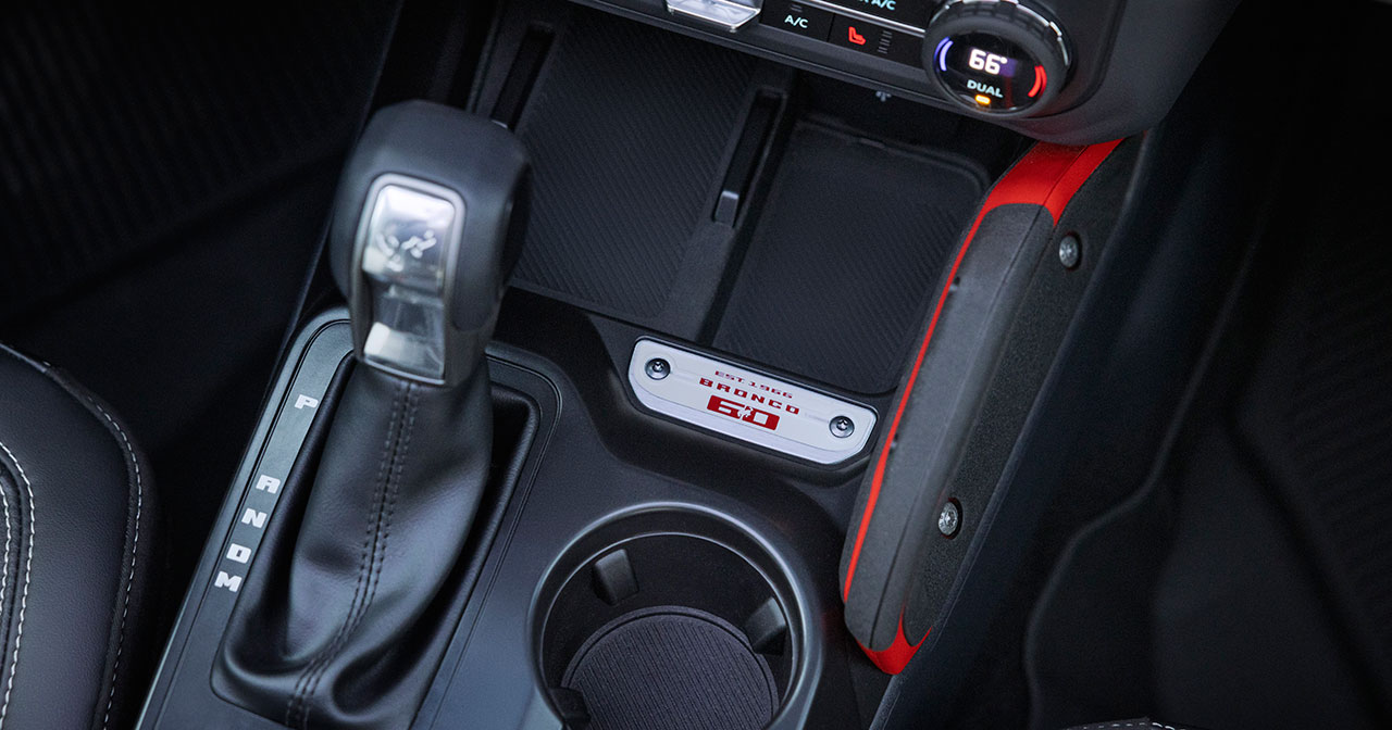 Ford Bronco 60th Anniversary Edition - Sitsdekoration