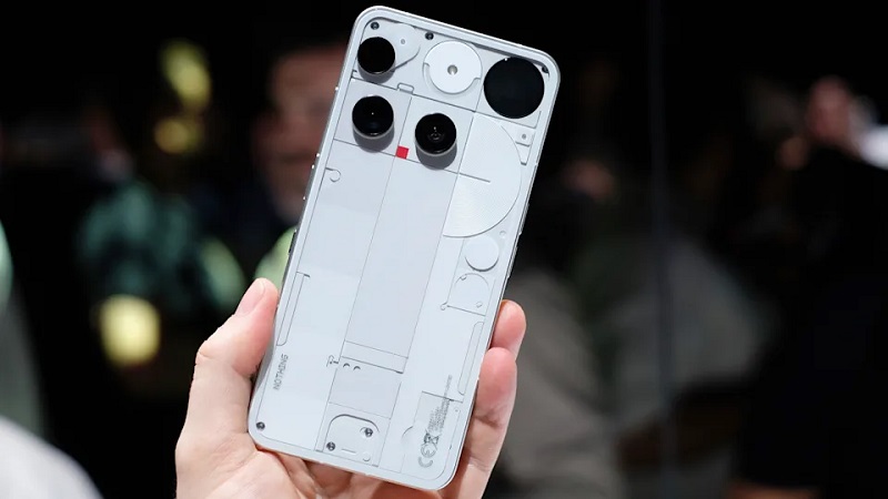 Nothing Phone (3) är ett flaggskepp med en unik design