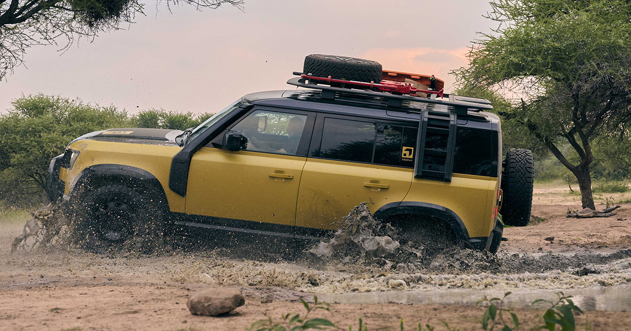 Defender Trophy Edition off-road