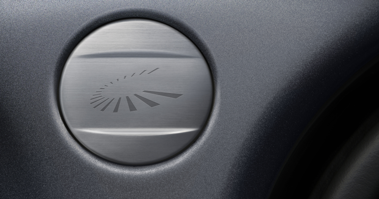 Land Rover Discovery Tempest interiör, svart läder och aluminiuminsatser