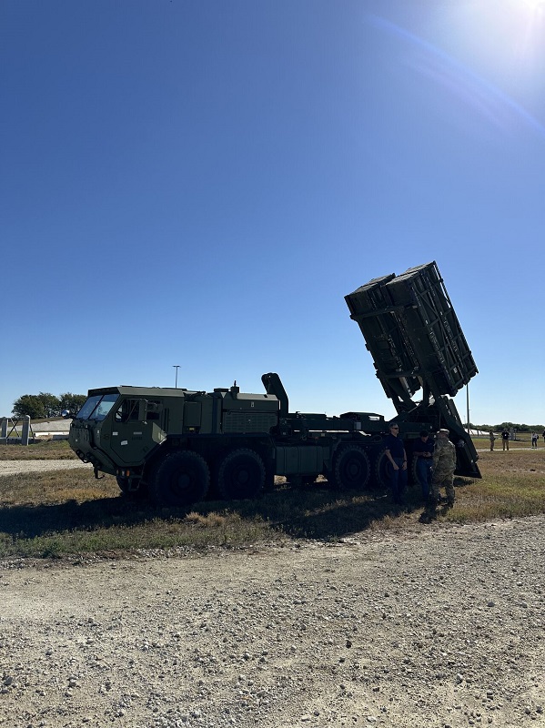 Four times more powerful than HIMARS: defence company Lockheed Martin unveiled a prototype of a new multiple launch rocket system-3