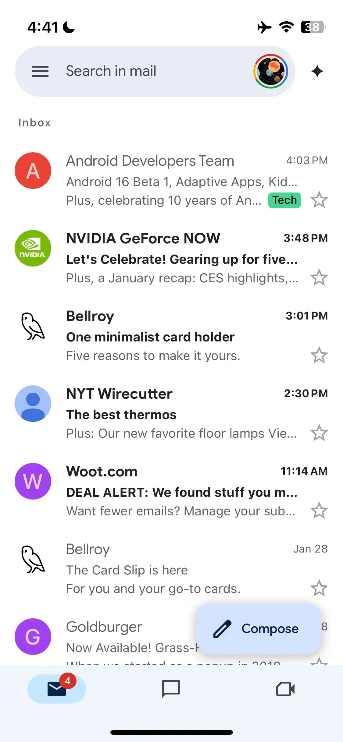 Detajer av den nya Gmail-designen för iPhone
