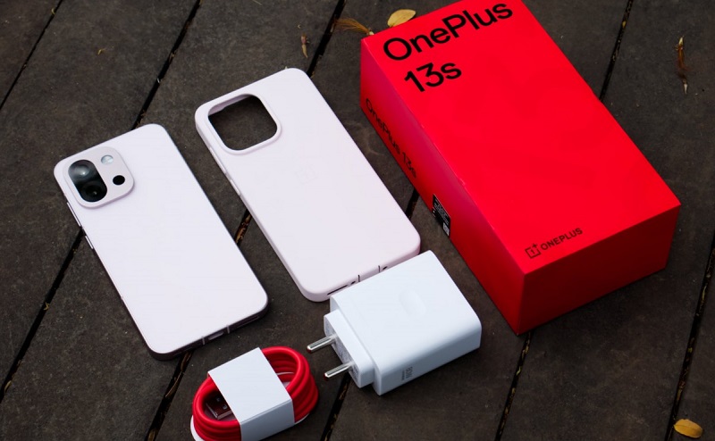 OnePlus 13s bundle