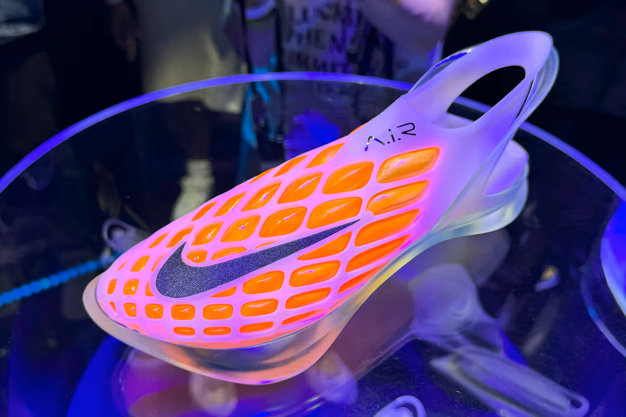 Nike har använt AI för att utveckla en A.I.R.-tränarkollektion för professionella idrottare inför OS i Paris-6