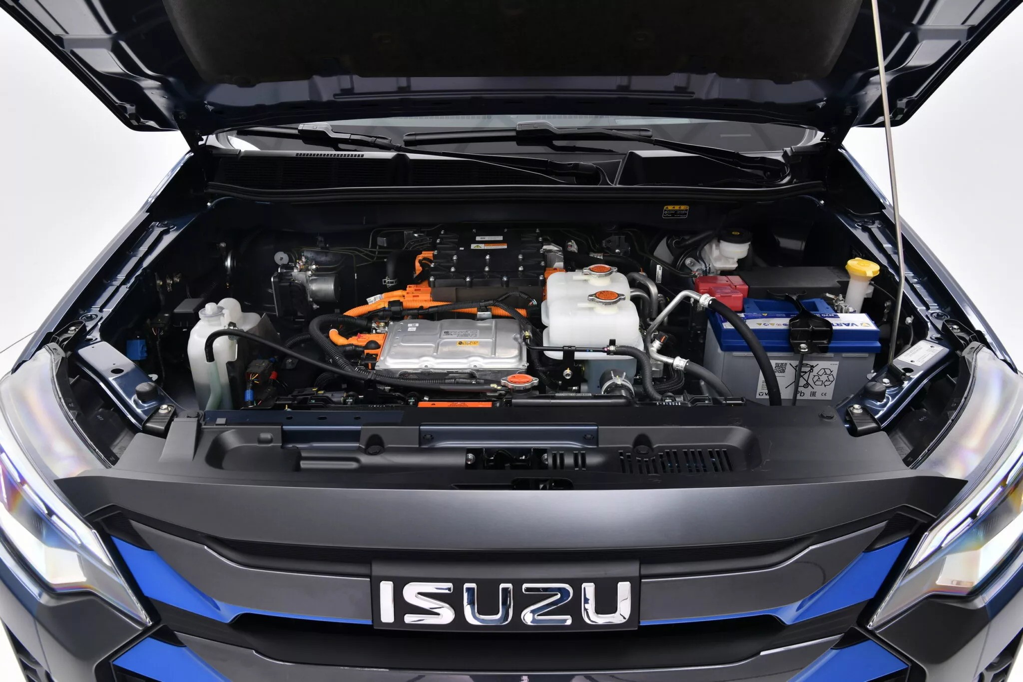 Isuzu D-Max EV i rörelse