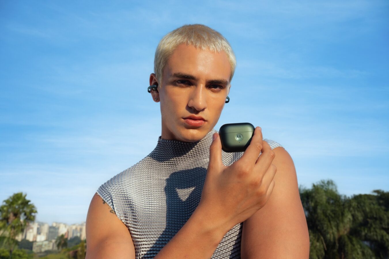 Moto Buds Loop hörlurar